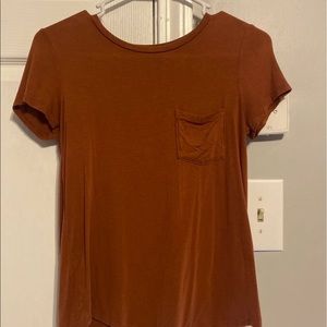 brown tee